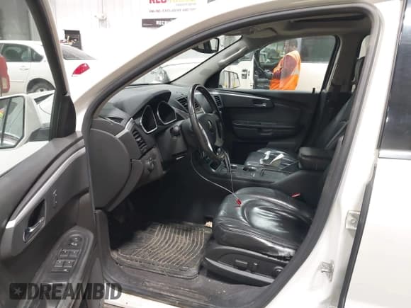 ✅ 2011 Chevrolet Traverse 2LT • VIN: 1GNKVJED0BJ274637 • Lot: 43624023. Wystawiony na IAAI z przebiegiem 130 775 mil. Bezpłatny archiwum sprzedaży aukcyjnych z USA i szczegółowy raport historii pojazdu na DreamBid. Zdjęcie 5.