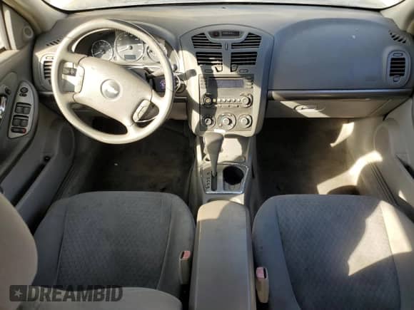 2007 Chevrolet Malibu 2LT z VIN 1G1ZT58N07F284404, wystawiony jako Copart lot #78686914 z przebiegiem 172 042 mil mil oraz Czysty tytuł • Clean title. Historia ofert i sprzedaży dostępna na DreamBid. Obrazek 8.