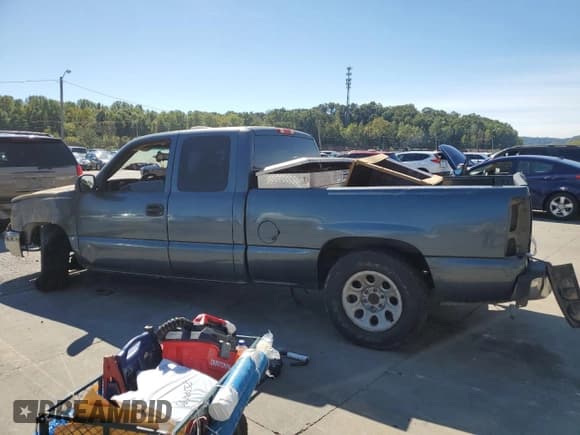 ✅ 2006 Chevrolet Silverado 1500 Work Truck • VIN: 1GCEC19X36Z273604 • Lot: 85854195. Wystawiony na Copart z przebiegiem Nie podano. Bezpłatny archiwum sprzedaży aukcyjnych z USA i szczegółowy raport historii pojazdu na DreamBid. Zdjęcie 2.