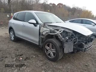 ✅ 2013 Porsche Cayenne Diesel • VIN: WP1AF2A22DLA43868 • Lot: 43734740. Wystawiony na IAAI z przebiegiem 210 055 mil. Bezpłatny archiwum sprzedaży aukcyjnych z USA i szczegółowy raport historii pojazdu na DreamBid. Zdjęcie 1.