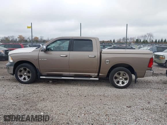 ✅ 2010 Dodge 1500 Sport • VIN: 1D7RB1CT7AS245189 • Lot: 40753186. Wystawiony na IAAI z przebiegiem 173 353 mil. Bezpłatny archiwum sprzedaży aukcyjnych z USA i szczegółowy raport historii pojazdu na DreamBid. Zdjęcie 14.