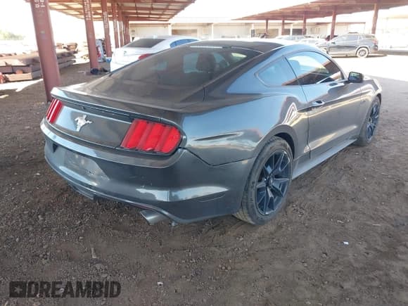 ✅ 2017 Ford Mustang V6 • VIN: 1FA6P8AM8H5322833 • Lot: 43584634. Wystawiony na IAAI z przebiegiem 75 649 mil. Bezpłatny archiwum sprzedaży aukcyjnych z USA i szczegółowy raport historii pojazdu na DreamBid. Zdjęcie 4.