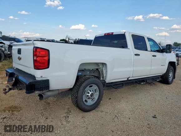 ✅ 2017 Chevrolet Silverado 2500HD Work Truck • VIN: 1GC1KUEY8HF170295 • Lot: 70995415. Wystawiony na Copart z przebiegiem 202 106 mil. Bezpłatny archiwum sprzedaży aukcyjnych z USA i szczegółowy raport historii pojazdu na DreamBid. Zdjęcie 3.