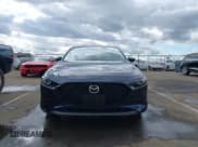 ✅ 2025 Mazda 3 S Preferred • VIN: JM1BPALMXS1757204 • Лот: 41744849. Опубликован ранее на IAAI с пробегом 2 664 миль. Бесплатный доступ к архиву аукционных продаж из США и подробный отчёт об истории автомобиля на DreamBid. Изображение 12.