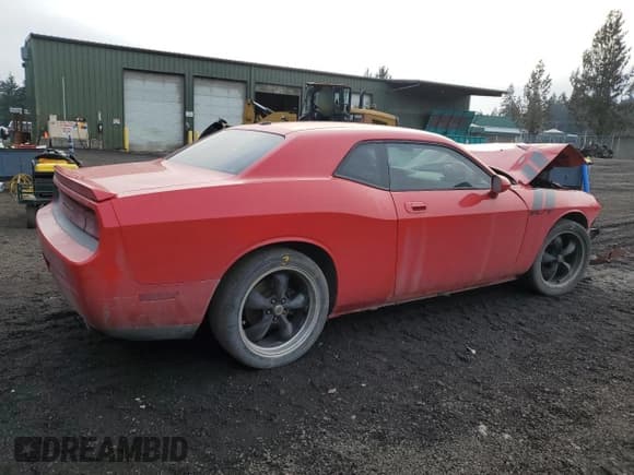 ✅ 2009 Dodge Challenger R/T • VIN: 2B3LJ54T19H621382 • Lot: 43258415. Wystawiony na Copart z przebiegiem Nie podano. Bezpłatny archiwum sprzedaży aukcyjnych z USA i szczegółowy raport historii pojazdu na DreamBid. Zdjęcie 3.