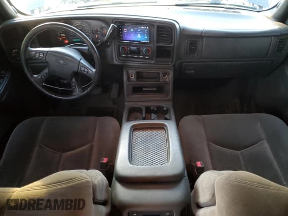 ✅ 2005 Chevrolet Silverado 1500 LS • VIN: 2GCEC13T851275703 • Lot: 92611095. Listed on Copart with Not provided. Free auction sales archive from the USA and detailed vehicle history report at DreamBid. Image 8.