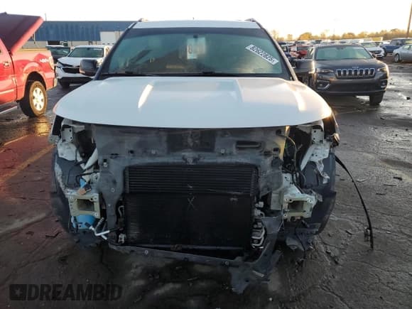 ✅ 2017 Ford Explorer XLT • VIN: 1FM5K7DH6HGC46347 • Lot: 82622825. Listed on Copart with 106,634 mi. Free auction sales archive from the USA and detailed vehicle history report at DreamBid. Image 5.