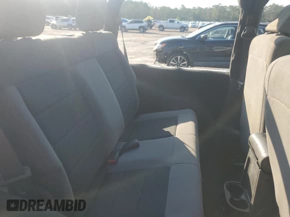 ✅ 2008 Jeep Wrangler X • VIN: 1J4FZ241X8L538255 • Lot: 61461925. Listed on Copart with 266,908 mi. Free auction sales archive from the USA and detailed vehicle history report at DreamBid. Image 10.