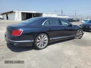 ✅ 2022 Bentley Flying Spur W12 • VIN: SCBBB6ZGXNC095763 • Lot: 59891785. Wystawiony na Copart z przebiegiem 9 496 mil. Bezpłatny archiwum sprzedaży aukcyjnych z USA i szczegółowy raport historii pojazdu na DreamBid. Zdjęcie 3.