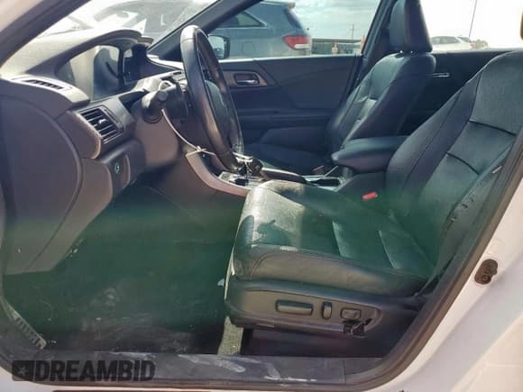 ✅ 2017 Honda Accord Sport SE • VIN: 1HGCR2F16HA293344 • Lot: 85002315. Wystawiony na Copart z przebiegiem 111 511 mil. Bezpłatny archiwum sprzedaży aukcyjnych z USA i szczegółowy raport historii pojazdu na DreamBid. Zdjęcie 7.