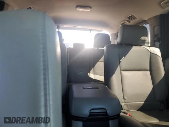 ✅ 2013 Toyota Sequoia Platinum • VIN: 5TDDW5G1XDS087470 • Лот: 85761635. Опубликован ранее на Copart с пробегом 167 846 миль. Бесплатный доступ к архиву аукционных продаж из США и подробный отчёт об истории автомобиля на DreamBid. Изображение 10.