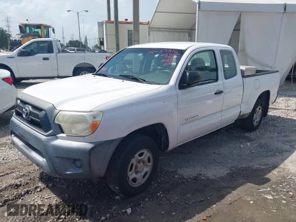 ✅ 2013 Toyota Tacoma • VIN: 5TFTX4CNXDX033530 • Лот: 42457516. Опубликован ранее на IAAI с пробегом 201 825 миль. Бесплатный доступ к архиву аукционных продаж из США и подробный отчёт об истории автомобиля на DreamBid. Изображение 2.