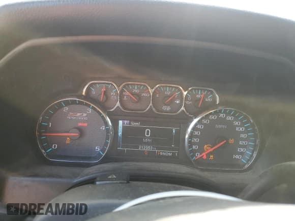 ✅ 2015 Chevrolet Silverado 2500HD LT • VIN: 1GC1KVE80FF553585 • Lot: 53272545. Listed on Copart with 212,953 mi. Free auction sales archive from the USA and detailed vehicle history report at DreamBid. Image 9.