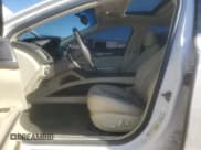 ✅ 2013 Lincoln MKZ Hybrid • VIN: 3LN6L2LU0DR827154 • Lot: 42968235. Wystawiony na Copart z przebiegiem 94 993 mil. Bezpłatny archiwum sprzedaży aukcyjnych z USA i szczegółowy raport historii pojazdu na DreamBid. Zdjęcie 7.