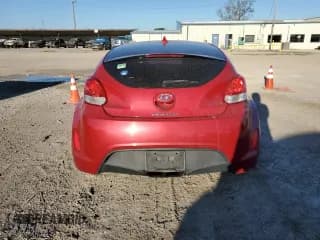 ✅ 2017 Hyundai Veloster • VIN: KMHTC6AD3HU306294 • Lot: 85721614. Wystawiony na Copart z przebiegiem 116 047 mil. Bezpłatny archiwum sprzedaży aukcyjnych z USA i szczegółowy raport historii pojazdu na DreamBid. Zdjęcie 6.