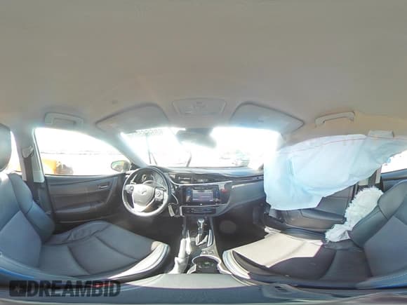 ✅ 2019 Toyota Corolla L • VIN: 5YFBURHE6KP933654 • Lot: 68666605. Listed on Copart with 71,970 mi. Free auction sales archive from the USA and detailed vehicle history report at DreamBid. Image 14.