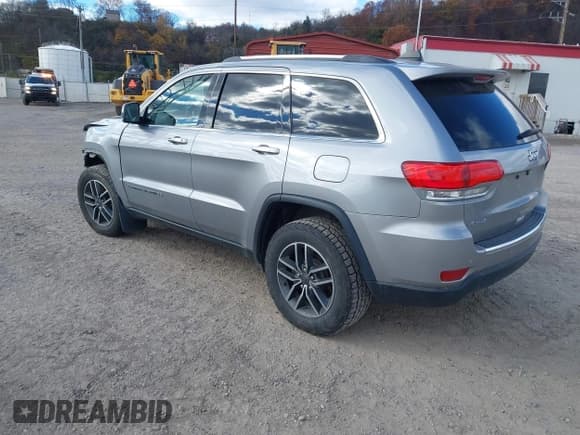 ✅ 2019 Jeep Grand Cherokee Limited • VIN: 1C4RJFBG1KC600402 • Лот: 43707777. Опубликован ранее на IAAI с пробегом 13 665 миль. Бесплатный доступ к архиву аукционных продаж из США и подробный отчёт об истории автомобиля на DreamBid. Изображение 3.