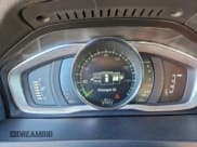 ✅ 2018 Volvo V60 • VIN: YV440MWK5J2058870 • Lot: 95908455. Listed on Copart with 87,652 mi. Free auction sales archive from the USA and detailed vehicle history report at DreamBid. Image 9.