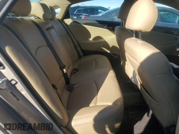 ✅ 2011 Hyundai Sonata SE • VIN: 5NPEC4AC5BH277567 • Lot: 75354414. Listed on Copart with 125,788 mi. Free auction sales archive from the USA and detailed vehicle history report at DreamBid. Image 10.