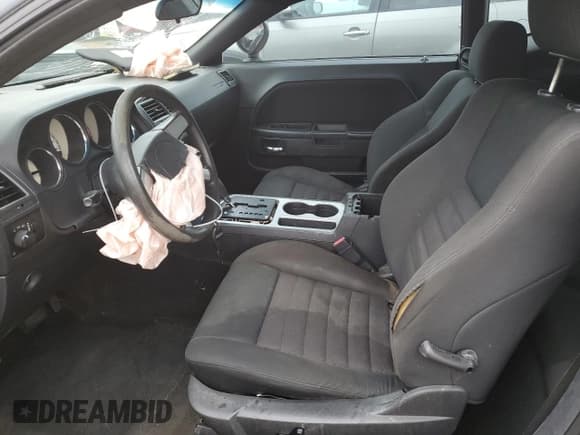 ✅ 2009 Dodge Challenger SE • VIN: 2B3LJ44V89H559734 • Lot: 42571805. Wystawiony na Copart z przebiegiem 189 616 mil. Bezpłatny archiwum sprzedaży aukcyjnych z USA i szczegółowy raport historii pojazdu na DreamBid. Zdjęcie 7.