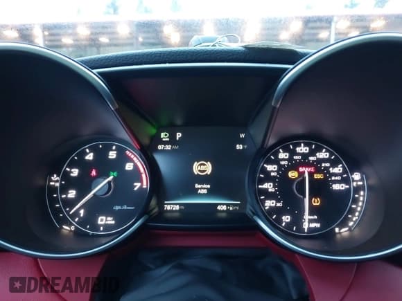 ✅ 2017 Alfa Romeo Giulia • VIN: ZARFAEBN3H7551447 • Lot: 43679921. Listed on IAAI with 78,728 mi. Free auction sales archive from the USA and detailed vehicle history report at DreamBid. Image 7.