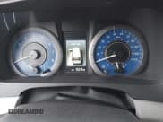 ✅ 2020 Toyota Sienna LE Auto Access Seat • VIN: 5TDKZ3DC2LS053563 • Лот: 41592409. Опубликован ранее на IAAI с пробегом 55 128 миль. Бесплатный доступ к архиву аукционных продаж из США и подробный отчёт об истории автомобиля на DreamBid. Изображение 7.