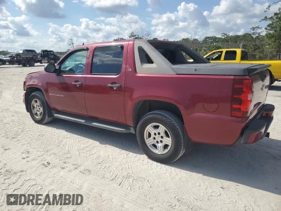 ✅ 2007 Chevrolet Avalanche 3LT • VIN: 3GNEC12J97G181203 • Lot: 43449975. Listed on Copart with 135,907 mi. Free auction sales archive from the USA and detailed vehicle history report at DreamBid. Image 2.
