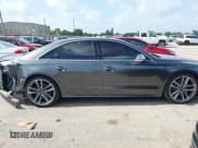 ✅ 2016 Audi S8 Plus • VIN: WUAJ5AFD4GN900129 • Lot: 42513126. Wystawiony na IAAI z przebiegiem 99 198 mil. Bezpłatny archiwum sprzedaży aukcyjnych z USA i szczegółowy raport historii pojazdu na DreamBid. Zdjęcie 13.