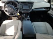 ✅ 2018 Toyota Avalon Hybrid XLE Plus • VIN: 4T1BD1EB8JU061325 • Lot: 71722475. Wystawiony na Copart z przebiegiem 130 890 mil. Bezpłatny archiwum sprzedaży aukcyjnych z USA i szczegółowy raport historii pojazdu na DreamBid. Zdjęcie 8.