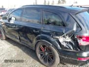 ✅ 2007 Audi Q7 Premium • VIN: WA1EV74L77D076445 • Lot: 41525359. Wystawiony na IAAI z przebiegiem 175 563 mil. Bezpłatny archiwum sprzedaży aukcyjnych z USA i szczegółowy raport historii pojazdu na DreamBid. Zdjęcie 6.