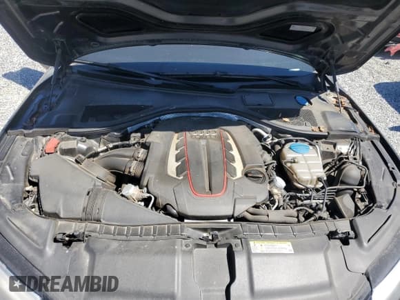 ✅ 2013 Audi S7 Prestige • VIN: WAUW2AFC8DN132991 • Лот: 50159955. Опубликован ранее на Copart с пробегом 140 507 миль. Бесплатный доступ к архиву аукционных продаж из США и подробный отчёт об истории автомобиля на DreamBid. Изображение 11.