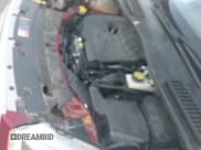 ✅ 2018 Ford Escape SEL • VIN: 1FMCU0HD6JUB34302 • Lot: 43797063. Wystawiony na IAAI z przebiegiem 119 359 mil. Bezpłatny archiwum sprzedaży aukcyjnych z USA i szczegółowy raport historii pojazdu na DreamBid. Zdjęcie 18.