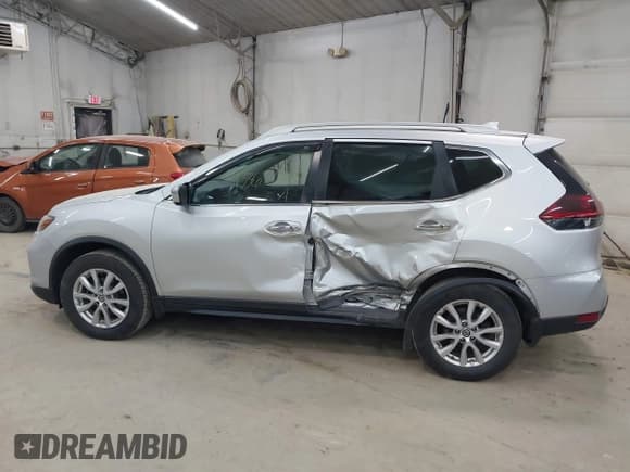 ✅ 2018 Nissan Rogue S • VIN: 5N1AT2MV8JC845347 • Лот: 43362242. Опубликован ранее на IAAI с пробегом 50 458 миль. Бесплатный доступ к архиву аукционных продаж из США и подробный отчёт об истории автомобиля на DreamBid. Изображение 14.