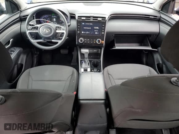 ✅ 2022 Hyundai Tucson SE • VIN: 5NMJACAE9NH015505 • Lot: 85419805. Listed on Copart with 49,719 mi. Free auction sales archive from the USA and detailed vehicle history report at DreamBid. Image 8.