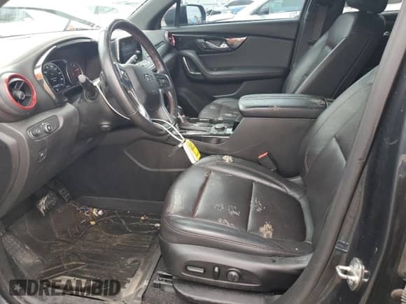 2019 Chevrolet Blazer RS z VIN 3GNKBJRS1KS669748, wystawiony jako Copart lot #82110095 z przebiegiem 120 996 mil mil oraz Szkoda całkowita • Salvage title. Historia ofert i sprzedaży dostępna na DreamBid. Obrazek 7.