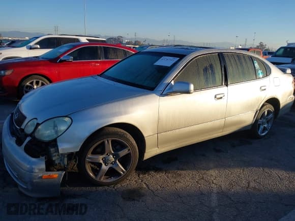 ✅ 2001 Lexus GS 430 • VIN: JT8BL69S110003206 • Lot: 43787311. Listed on IAAI with 231,757 mi. Free auction sales archive from the USA and detailed vehicle history report at DreamBid. Image 2.