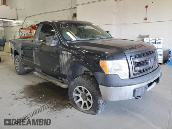 ✅ 2013 Ford F-150 XL • VIN: 1FTNF1EF8DKD28977 • Lot: 88027585. Listed on Copart with 150,373 mi. Free auction sales archive from the USA and detailed vehicle history report at DreamBid. Image 4.