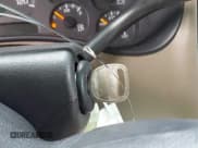 ✅ 2005 GMC Yukon XL SLE • VIN: 1GKEC16Z55J182423 • Lot: 42390458. Listed on IAAI with 363,056 mi. Free auction sales archive from the USA and detailed vehicle history report at DreamBid. Image 11.