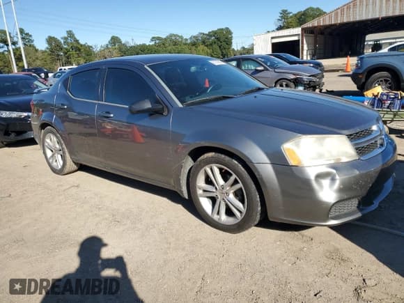 ✅ 2013 Dodge Avenger SE V6 • VIN: 1C3CDZAG2DN552212 • Lot: 81316904. Listed on Copart with 159,789 mi. Free auction sales archive from the USA and detailed vehicle history report at DreamBid. Image 4.