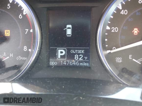 ✅ 2015 Toyota Highlander LE • VIN: 5TDZARFHXFS010899 • Lot: 43803311. Listed on IAAI with 147,646 mi. Free auction sales archive from the USA and detailed vehicle history report at DreamBid. Image 15.