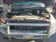 2001 Dodge 1500 z VIN 1B7HF13Z51J292550, wystawiony jako Copart lot #77139774 z przebiegiem 291 671 mil mil oraz Szkoda całkowita • Salvage title. Historia ofert i sprzedaży dostępna na DreamBid. Obrazek 11.