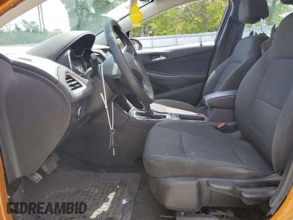 ✅ 2017 Chevrolet Cruze LT • VIN: 3G1BE6SM9HS541879 • Lot: 47472933. Listed on Copart with 100,303 mi. Free auction sales archive from the USA and detailed vehicle history report at DreamBid. Image 7.