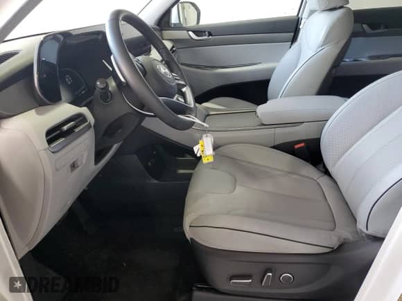 2024 Hyundai Palisade SEL с VIN KM8R2DGE0RU788466, выставлен на аукционе Copart как лот 72653334 с пробегом 8 459 миль миль и Чистый • Clean title. История ставок и продаж доступна на DreamBid. Изображение 7.