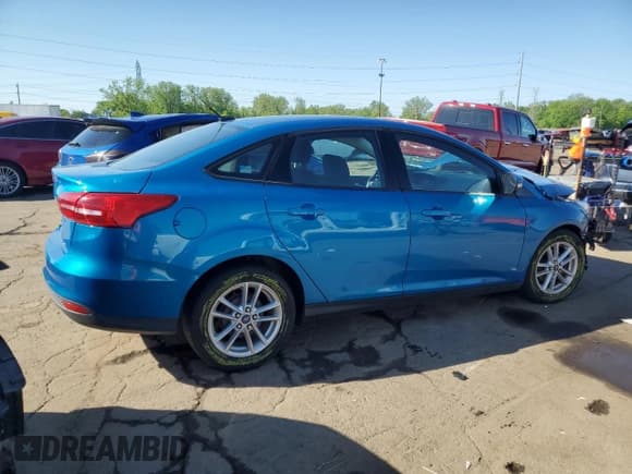 ✅ 2017 Ford Focus SE • VIN: 1FADP3F23HL203794 • Lot: 57202435. Listed on Copart with 116,824 mi. Free auction sales archive from the USA and detailed vehicle history report at DreamBid. Image 3.