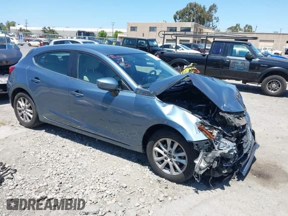 ✅ 2015 Mazda 3 i Touring • VIN: 3MZBM1L74FM157349 • Лот: 42620750. Опубликован ранее на IAAI с пробегом 93 850 миль. Бесплатный доступ к архиву аукционных продаж из США и подробный отчёт об истории автомобиля на DreamBid. Изображение 1.
