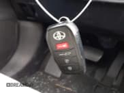 ✅ 2024 Toyota Highlander XLE • VIN: 5TDAAAB57RS011703 • Lot: 43160892. Listed on IAAI with Not provided. Free auction sales archive from the USA and detailed vehicle history report at DreamBid. Image 11.