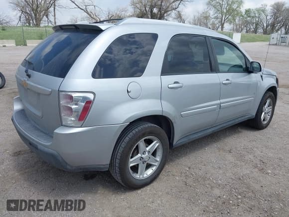 ✅ 2006 Chevrolet Equinox LT • VIN: 2CNDL63FX66033725 • Лот: 42145441. Опубликован ранее на IAAI с пробегом 157 532 миль. Бесплатный доступ к архиву аукционных продаж из США и подробный отчёт об истории автомобиля на DreamBid. Изображение 4.