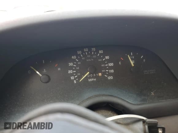 ✅ 1995 Chevrolet Beretta • VIN: 1G1LV1549SY323735 • Лот: 67389324. Опубликован ранее на Copart с пробегом 170 031 миль. Бесплатный доступ к архиву аукционных продаж из США и подробный отчёт об истории автомобиля на DreamBid. Изображение 9.