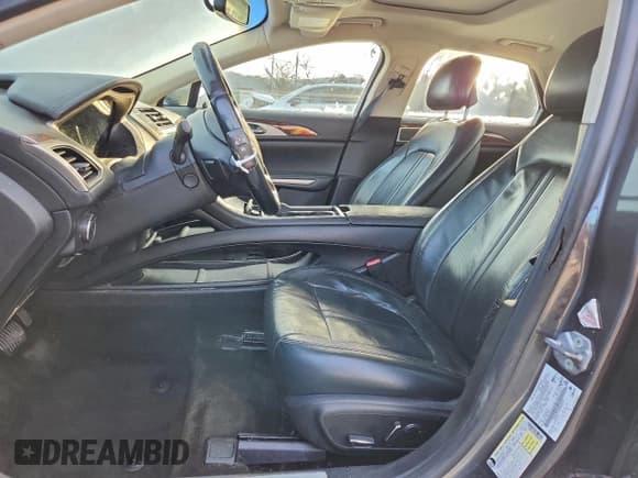 ✅ 2016 Lincoln MKZ • VIN: 3LN6L2GK3GR606919 • Lot: 95086955. Listed on Copart with 167,456 mi. Free auction sales archive from the USA and detailed vehicle history report at DreamBid. Image 7.