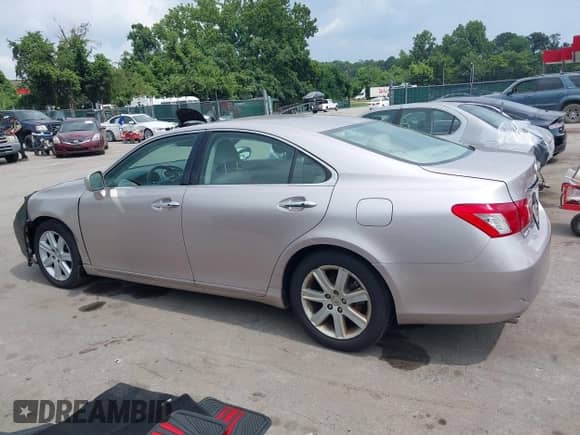 2007 Lexus ES 330 with VIN JTHBJ46G472015521, listed as a IAAI auction lot 42855733 with 137,437 mi miles and . Bid and sale history available at DreamBid. Image 14.